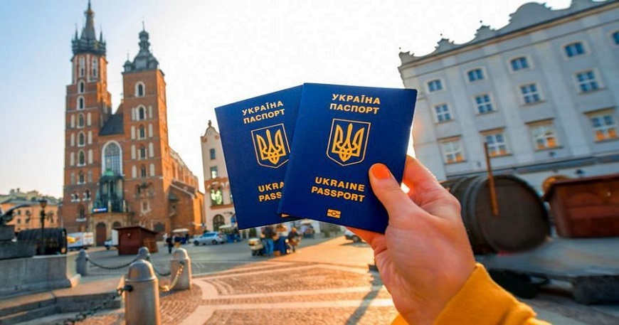 Підсумки паспортного сервісу за рік існування 